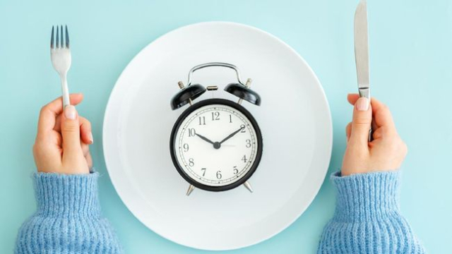 Intermittent Fasting Cara Diet Sehat Dengan Berpuasa Enervon C 8508